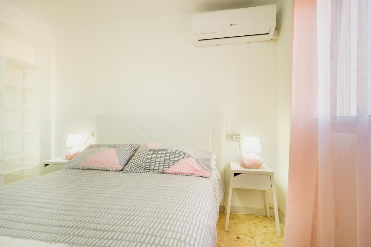 Apartamento Luminoso เซบีญา ภายนอก รูปภาพ