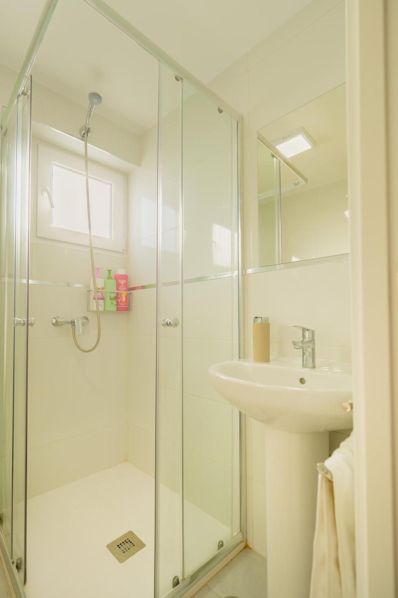 Apartamento Luminoso เซบีญา ภายนอก รูปภาพ